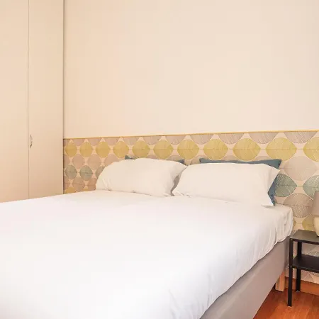 The Rent - Three-bedroom In Acquabella * ميلان