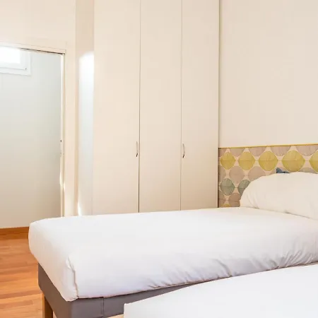 The Rent - Three-bedroom In Acquabella شقة ميلان